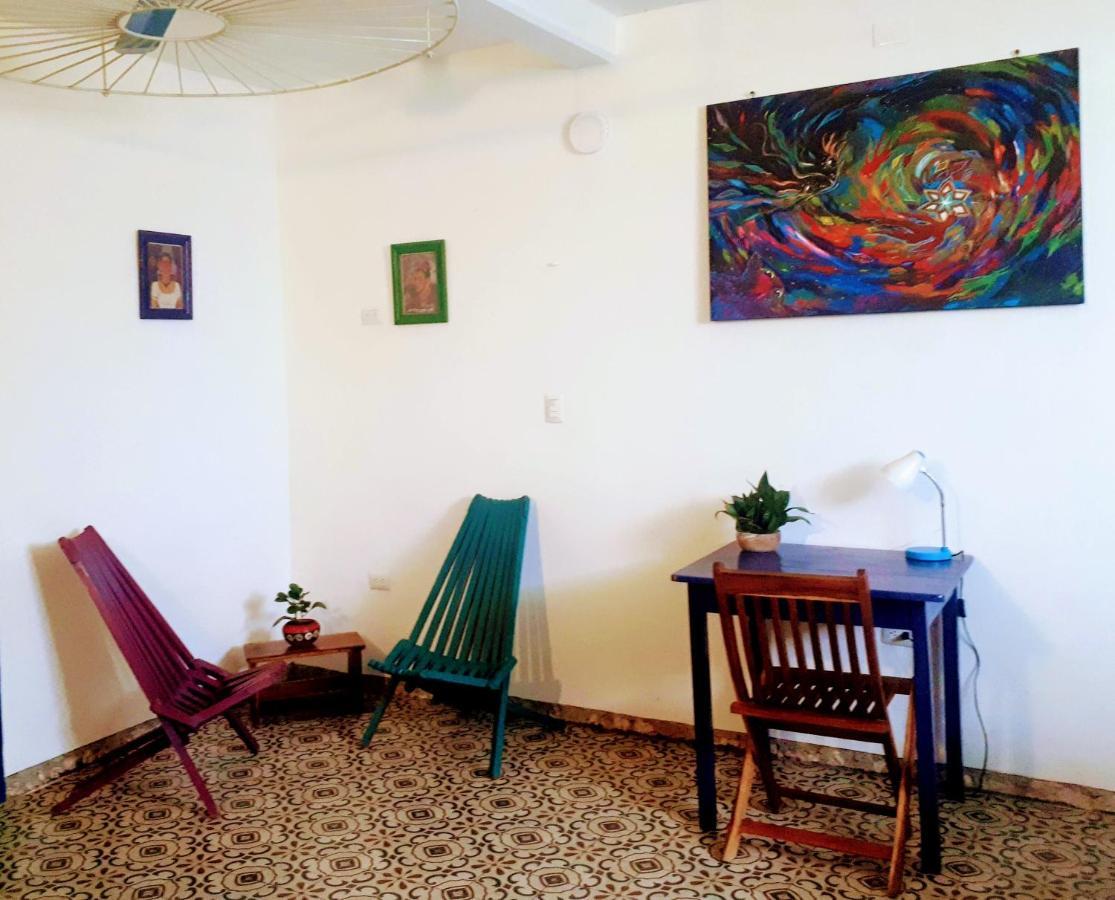 Hostel Candelaria Valladolid  Extérieur photo