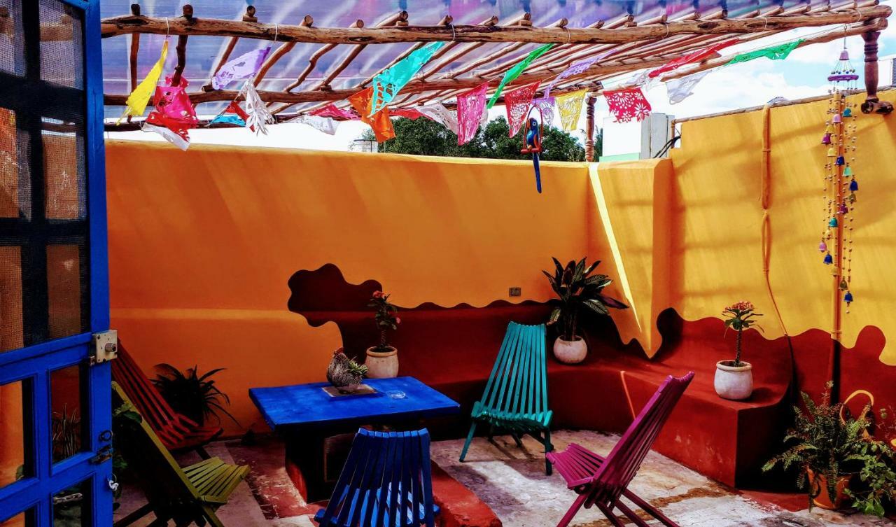 Hostel Candelaria Valladolid  Extérieur photo
